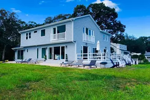 23 Nautilus Dr, Hampton Bays, NY 11946 - Photo 18