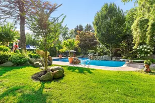 5 Glen Hill Ct, Dix Hills, NY 11746 - Photo 46