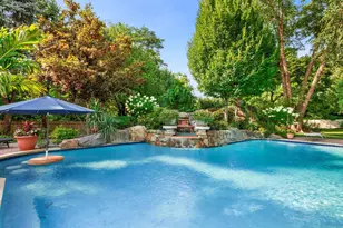 5 Glen Hill Ct, Dix Hills, NY 11746 - Photo 40