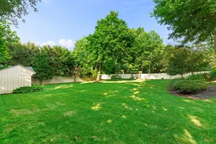 5 Glen Hill Ct, Dix Hills, NY 11746 - Photo 48