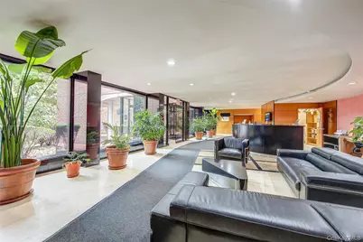 139-15 83rd Ave #310, Briarwood, NY 11435 - Photo 12