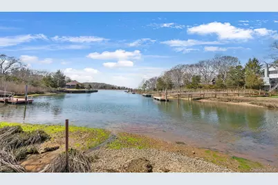 37 Noyac Harbor Road, Sag Harbor, NY 11963 - Photo 4