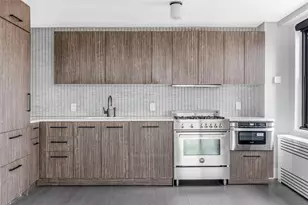 175 W 95th St, New York, NY 10025 - Photo 2