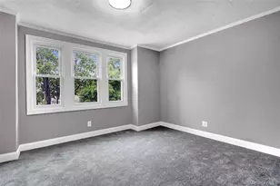 62-22 80th Rd, Glendale, NY 11385 - Photo 12