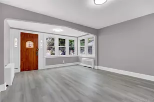 62-22 80th Rd, Glendale, NY 11385 - Photo 4