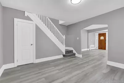 62-22 80th Road, Glendale, NY 11385 - Photo 6