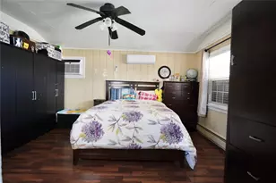 9 Fox Ln, Levittown, NY 11756 - Photo 8