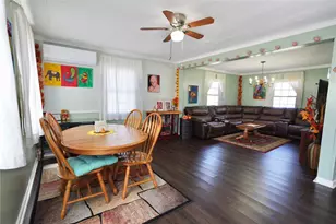 9 Fox Ln, Levittown, NY 11756 - Photo 2