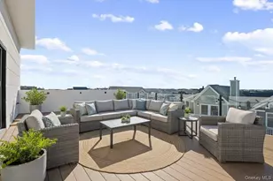 56 Oregon St, Long Beach, NY 11561 - Photo 2