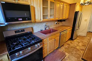 590 E 3rd St, Mount Vernon, NY 10553 - Photo 4