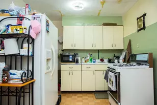 114-22 197th St, Saint Albans, NY 11412 - Photo 10