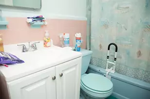 114-22 197th St, Saint Albans, NY 11412 - Photo 16