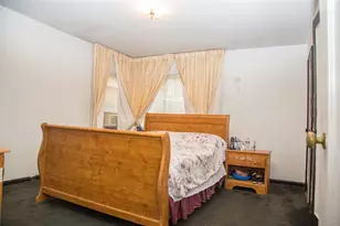 114-22 197th St, Saint Albans, NY 11412 - Photo 14