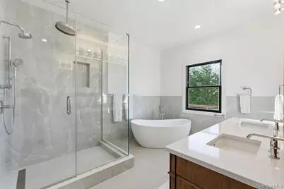 768 Bridgehampton Sag Harbor, Bridgehampton, NY 11978 - Photo 18