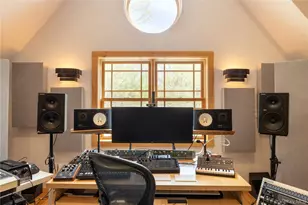 15 Old Farm Rd, Rhinebeck, NY 12572 - Photo 22