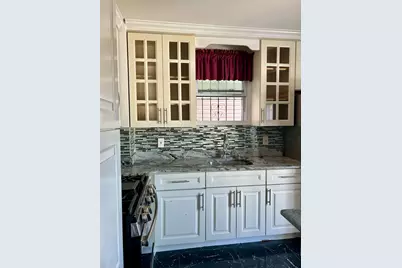 15207 125th Avenue, Jamaica, NY 11434 - Photo 10