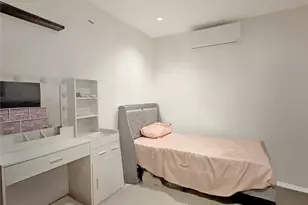 56 South St, New York, NY 10310 - Photo 22