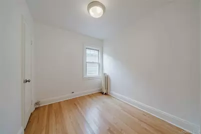 4220 Wickham Avenue, Bronx, NY 10466 - Photo 8