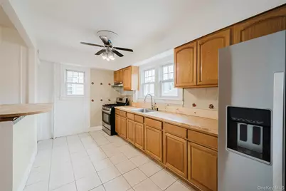 4220 Wickham Avenue, Bronx, NY 10466 - Photo 20