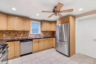 178 Crescent Pl, Yonkers, NY 10704 - Photo 16