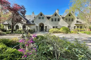 358 Centre Island Rd, Centre Island, NY 11771 - Photo 2