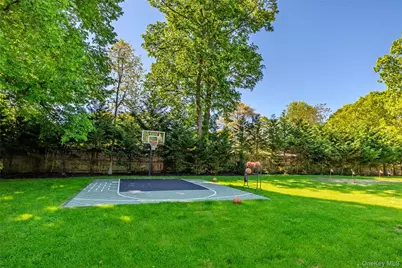 53 Old Neck Road S, Center Moriches, NY 11934 - Photo 32