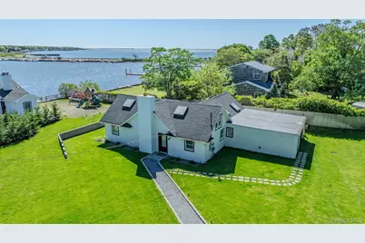 53 Old Neck Road S, Center Moriches, NY 11934 - Photo 16