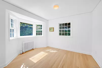 355 Sprain Road, Yonkers, NY 10710 - Photo 12