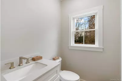 9 Fanning Avenue, Hampton Bays, NY 11946 - Photo 18