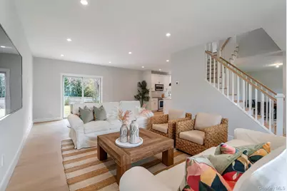 9 Fanning Avenue, Hampton Bays, NY 11946 - Photo 2