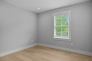 7 Fanning Ave, Hampton Bays, NY 11946 - Photo 16