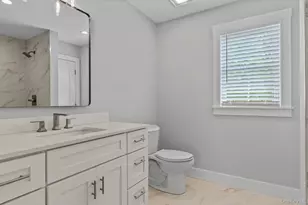 7 Fanning Ave, Hampton Bays, NY 11946 - Photo 12