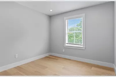 7 Fanning Avenue, Hampton Bays, NY 11946 - Photo 14