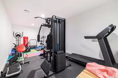 9 Jennifers Path, Quiogue, NY 11978 - Photo 24