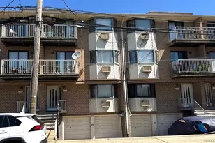 1095 E 72nd St, Brooklyn, NY 11234 - Photo 2