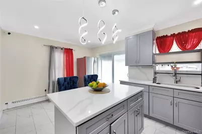 3152 Randall Avenue, Bronx, NY 10465 - Photo 18