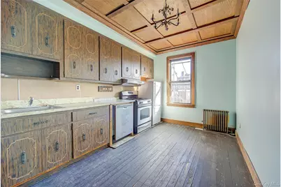 25-35 Crescent Street, Astoria, NY 11102 - Photo 20