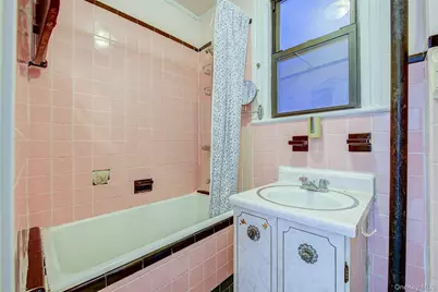 25-35 Crescent Street, Astoria, NY 11102 - Photo 4