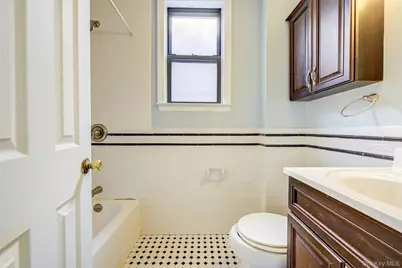 25-35 Crescent Street, Astoria, NY 11102 - Photo 22