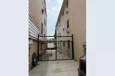 1620 Taylor Avenue, Bronx, NY 10460 - Photo 2