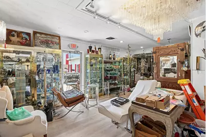 69465 Main Road, Greenport, NY 11944 - Photo 4