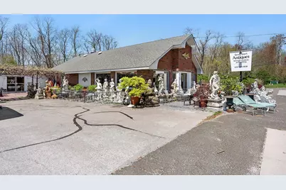 69465 Main Road, Greenport, NY 11944 - Photo 2