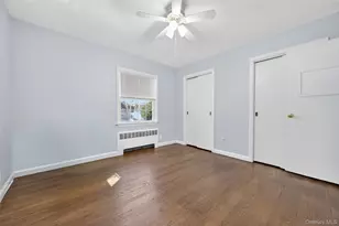 8 Crestwood Dr, Huntington Station, NY 11746 - Photo 12