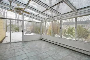 8 Crestwood Dr, Huntington Station, NY 11746 - Photo 22