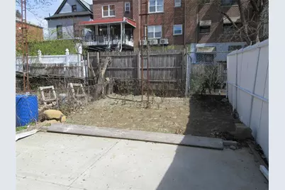 949 E 213th Street, Bronx, NY 10469 - Photo 22