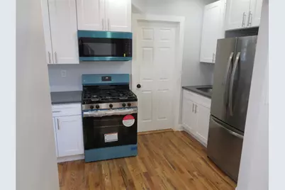 949 E 213th Street, Bronx, NY 10469 - Photo 16