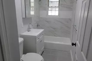 949 E 213th St, Bronx, NY 10469 - Photo 20