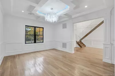 412 Mill River Road, Oyster Bay, NY 11771 - Photo 18