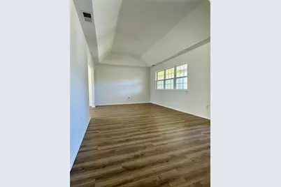 1403 Pebble Beach Path, Riverhead, NY 11901 - Photo 6