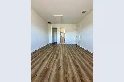 1403 Pebble Beach Path, Riverhead, NY 11901 - Photo 24